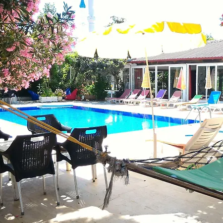 Penzion Cc's Butik 3*