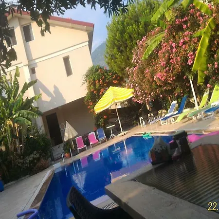 Guest house Cc's Butik 2*