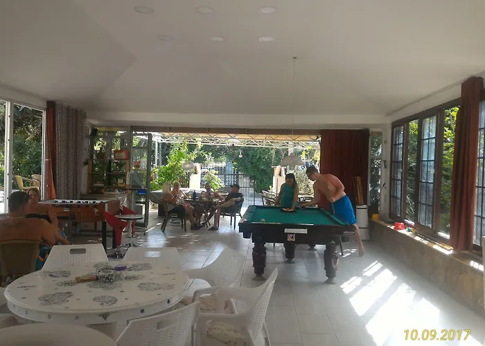 Cc's Butik Pensionat 3*