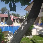 Gasthuis Cc's Butik 3*